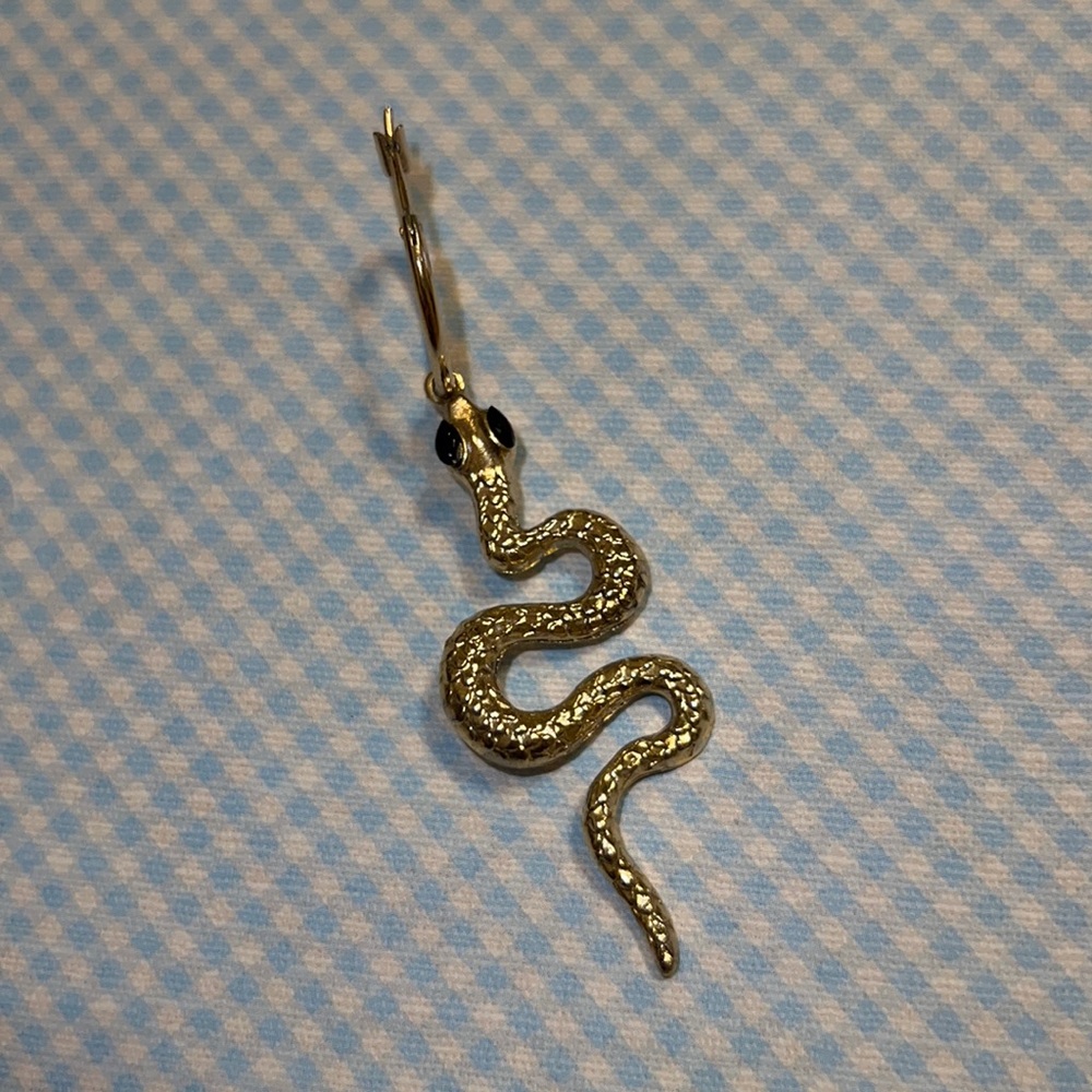 Single gold snake earring